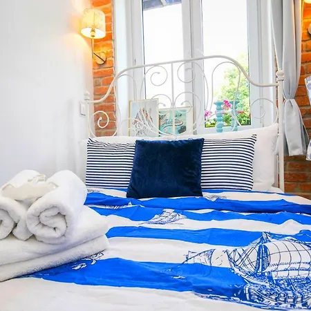 Berg Red Obok Starego Miasta Apartament *